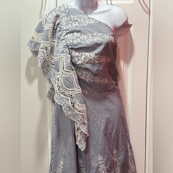 NWOT BCBGMAXAZRIA BCBG One Shoulder Embroidered Stripe Dress Blue Combo Size 14 - Picture 6 of 14